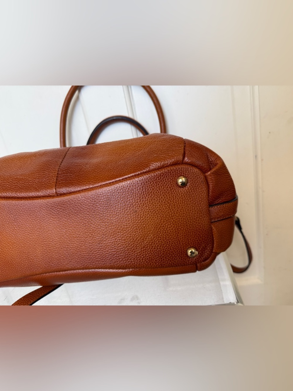 LIKE NEW Vicenzo Leather Caramel Satchel Tote Handbag Purse Crossbody - Picture 10 of 16